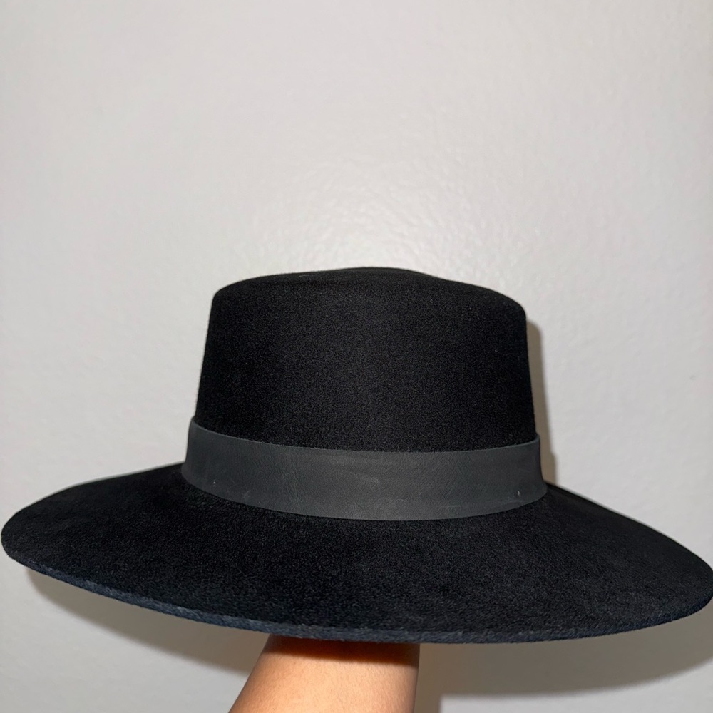 Janessa Leoné 100% Wool Hat - Black Large